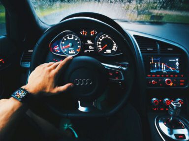 Audi: Inovação e Performance em Quatro Anéis